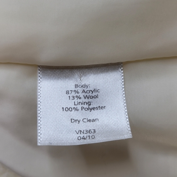 Talbots Blazer Size 8 Cream Wool Blend Nubby Pockets 3/4 Sleeve 6 Button Lined - Picture 8 of 12